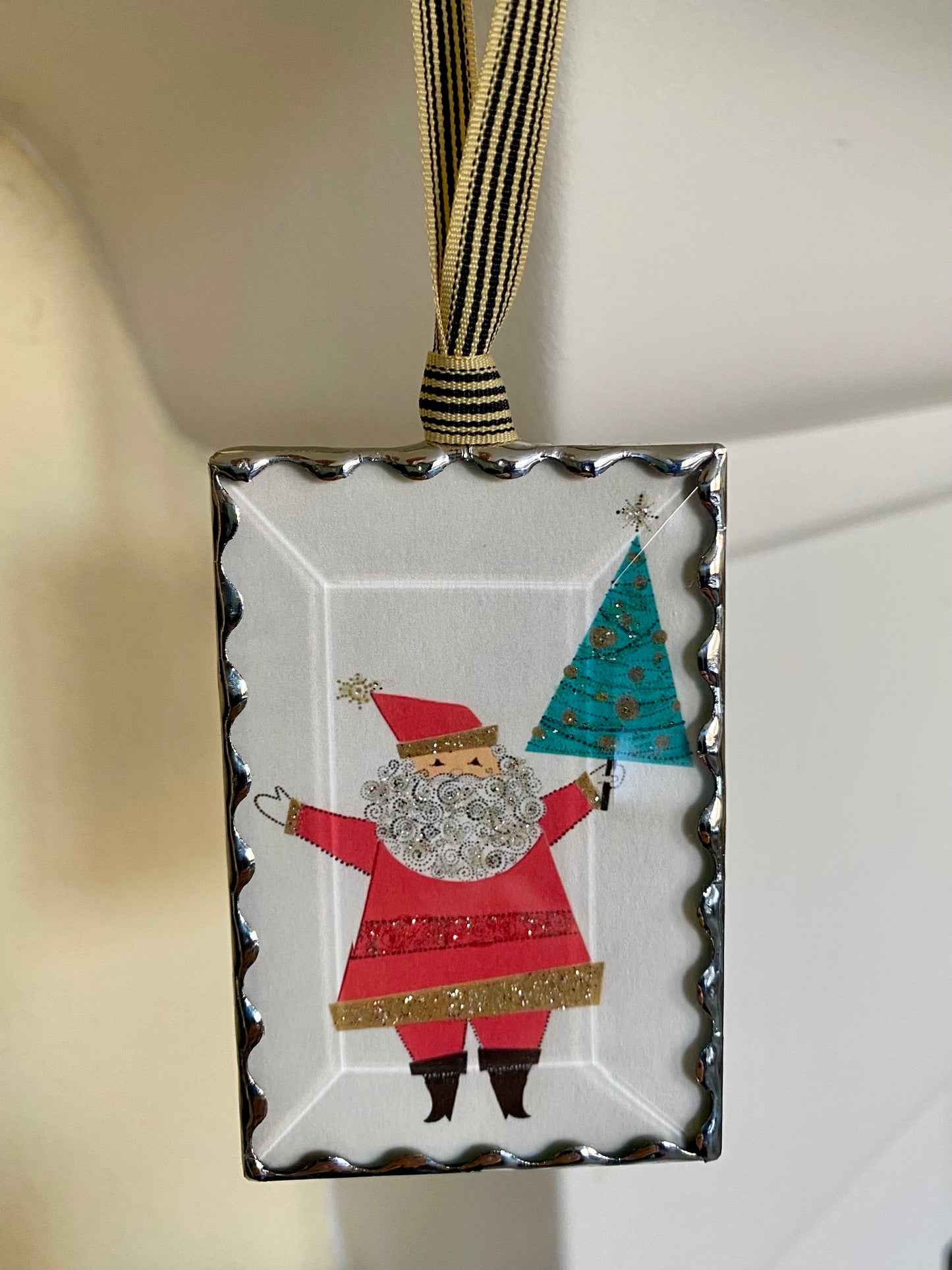 Santa Mid Century Modern