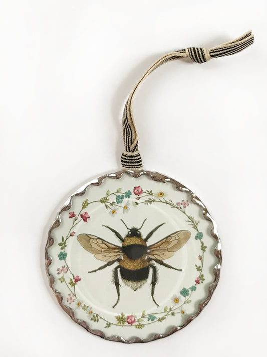 Flower bee